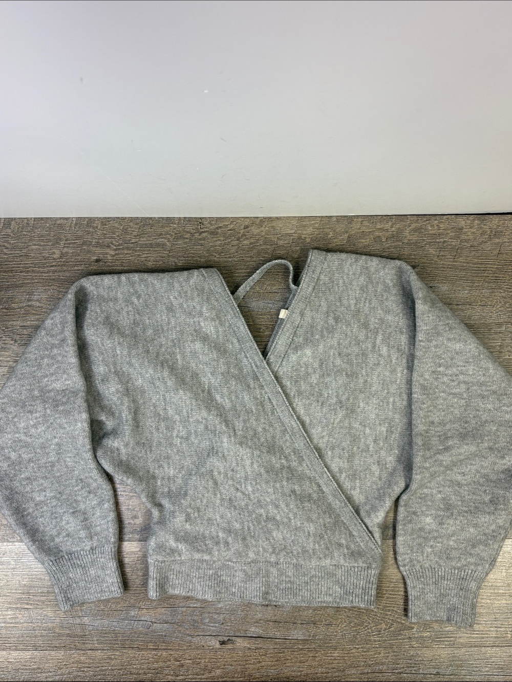 Hem & Thread Gray Wrap Front Sweater Size Small